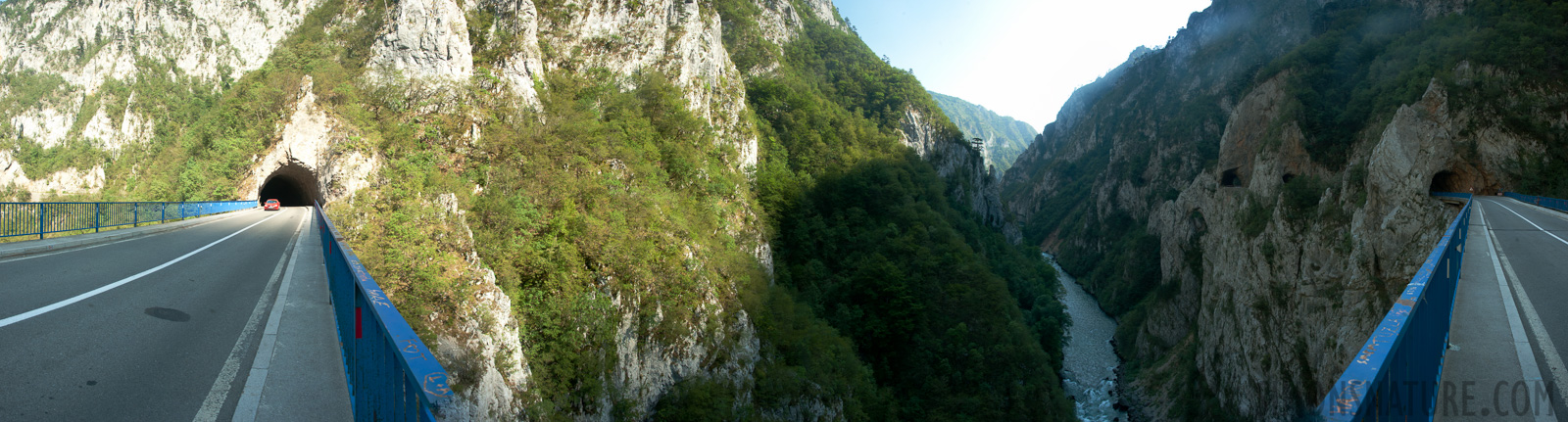 Montenegro -  [28 mm, 1/200 sec at f / 9.0, ISO 1000]